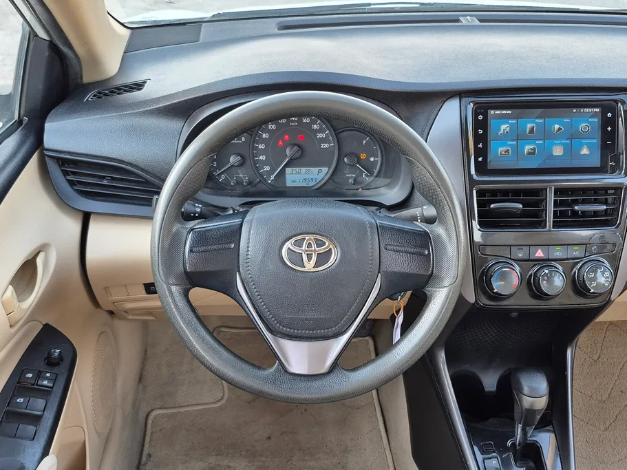 تويوتا يارس Y 2022 