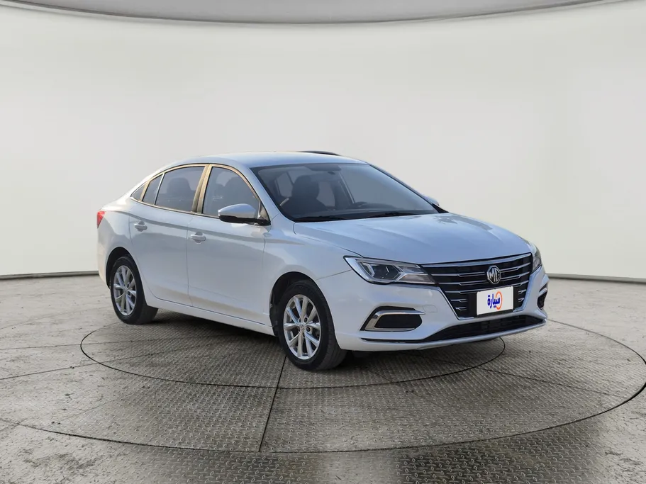 ام جي 5 STD 2023 