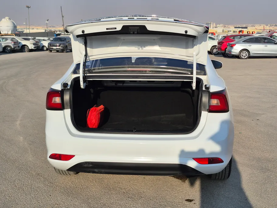 ام جي 5 STD 2023 