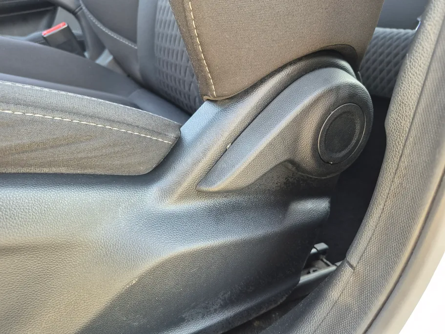 ام جي 5 STD 2023 