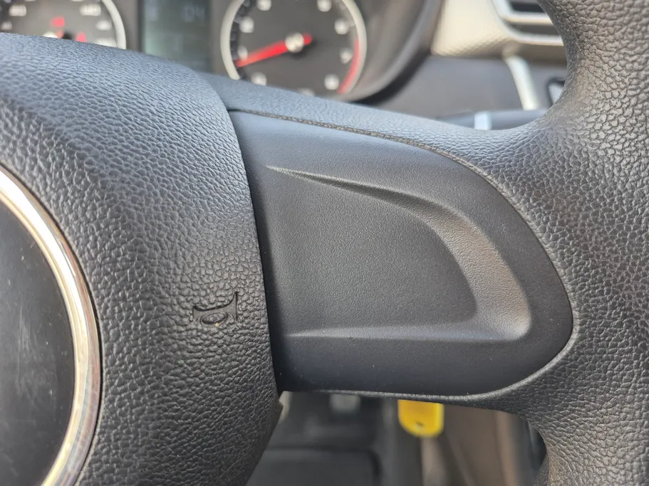 ام جي 5 STD 2023 