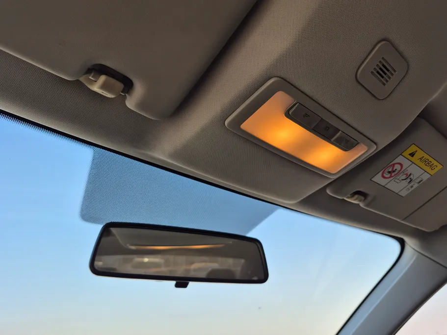 ام جي 5 STD 2023 