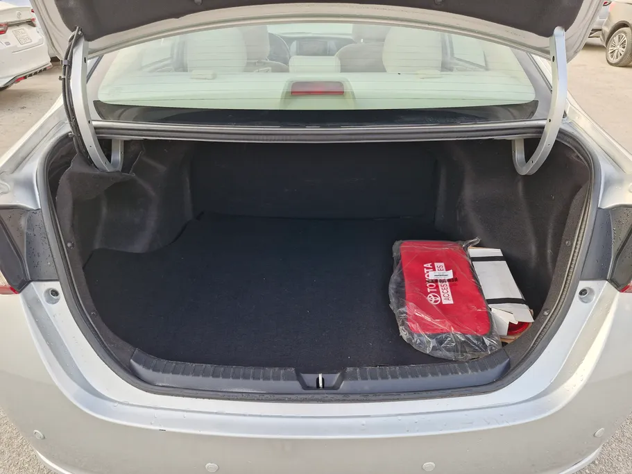 تويوتا يارس Y 2022 