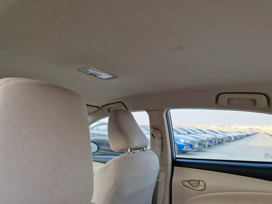 تويوتا يارس Y 2022 