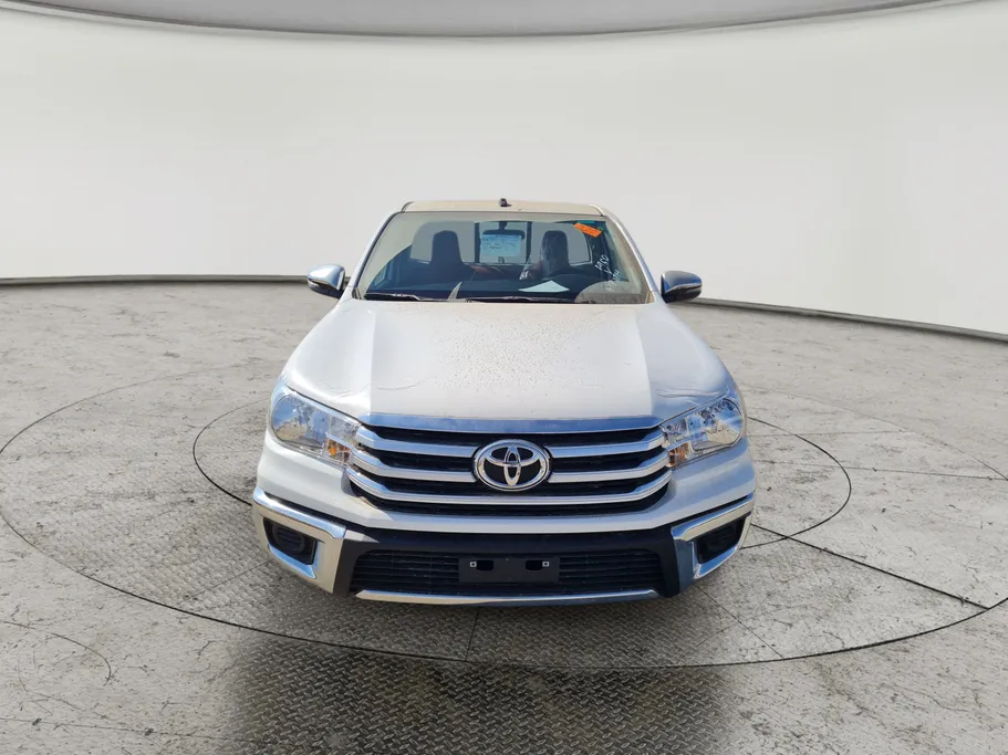 تويوتا هايلكس GLX 2026 