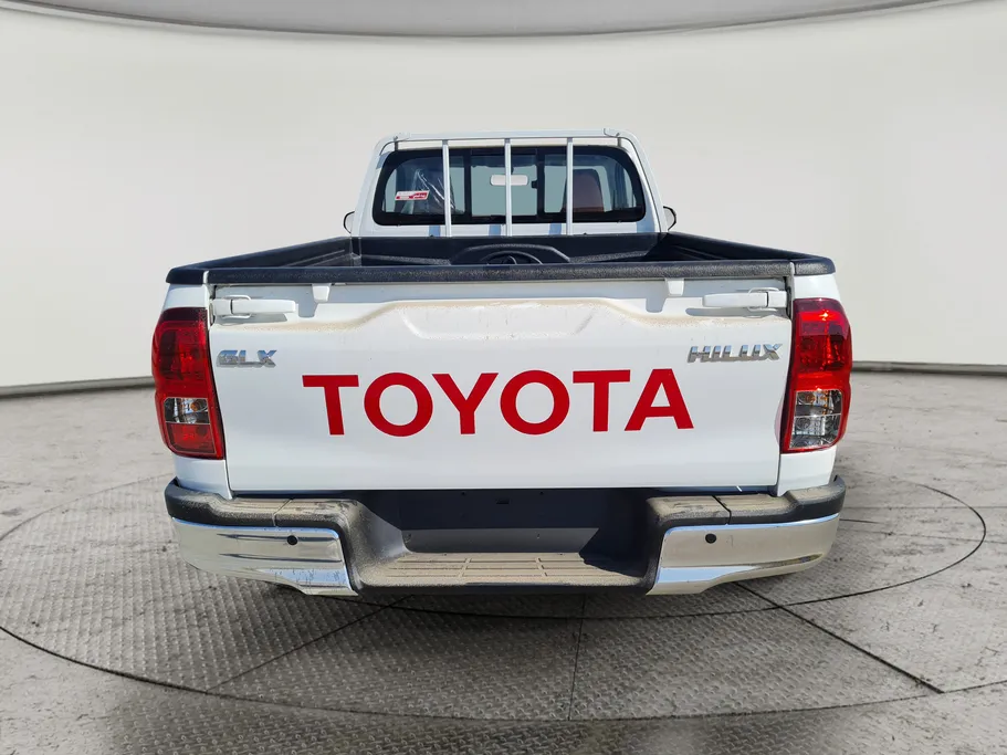 تويوتا هايلكس GLX 2026 