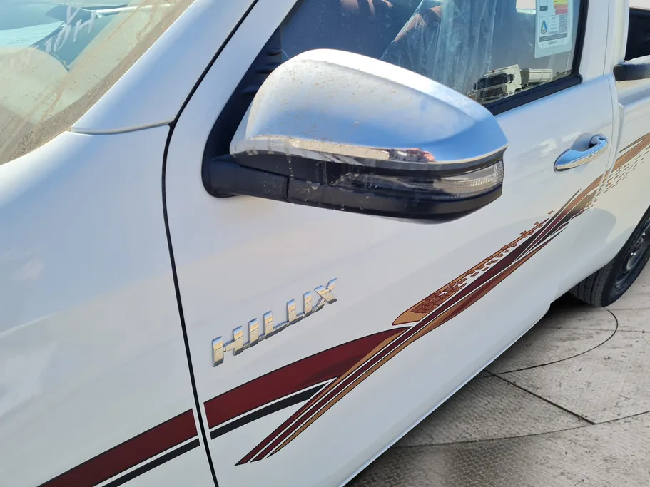 تويوتا هايلكس GLX 2026 