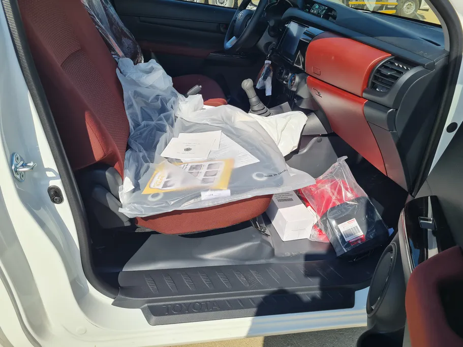 تويوتا هايلكس GLX 2026 