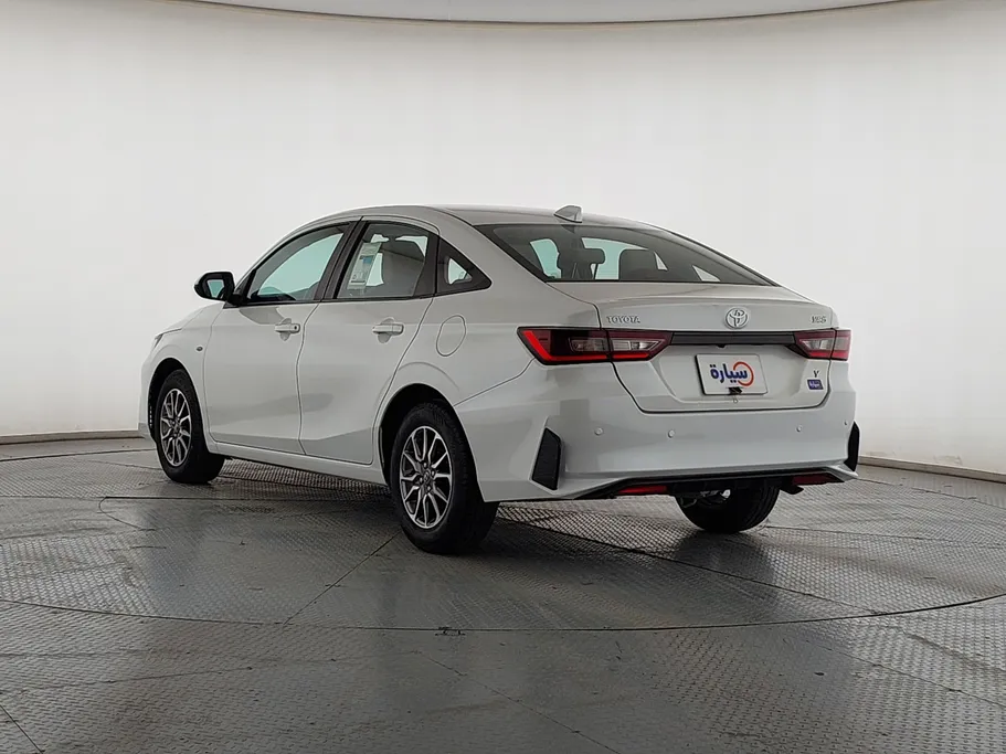 تويوتا يارس Y 2023 