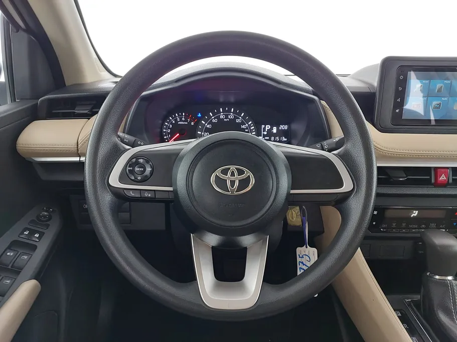 تويوتا يارس Y 2023 