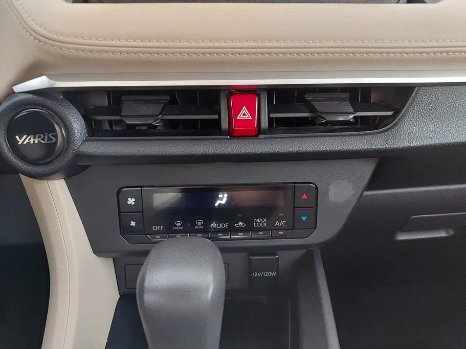 تويوتا يارس Y 2023 