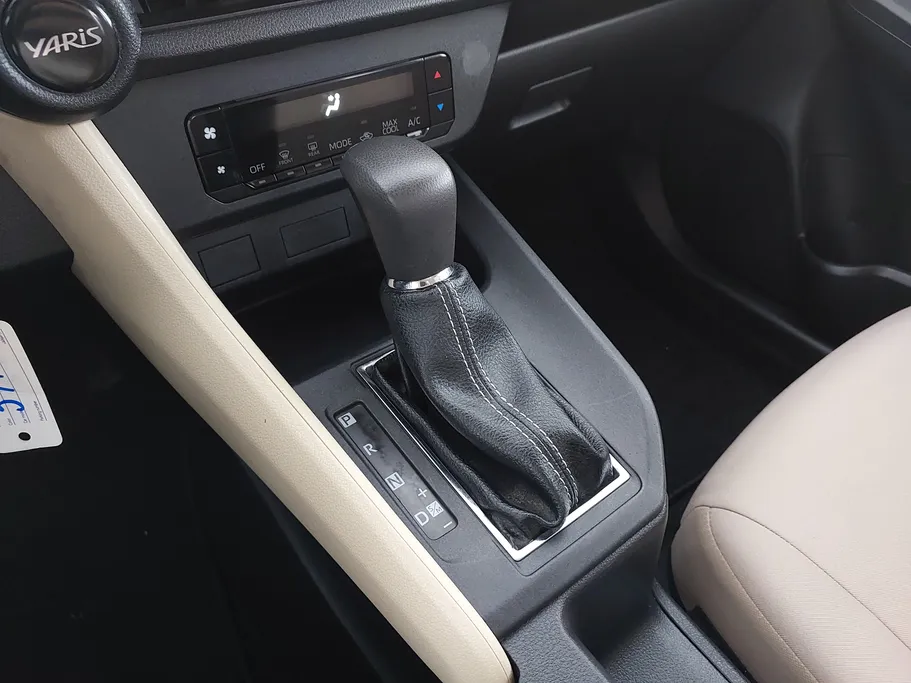 تويوتا يارس Y 2023 