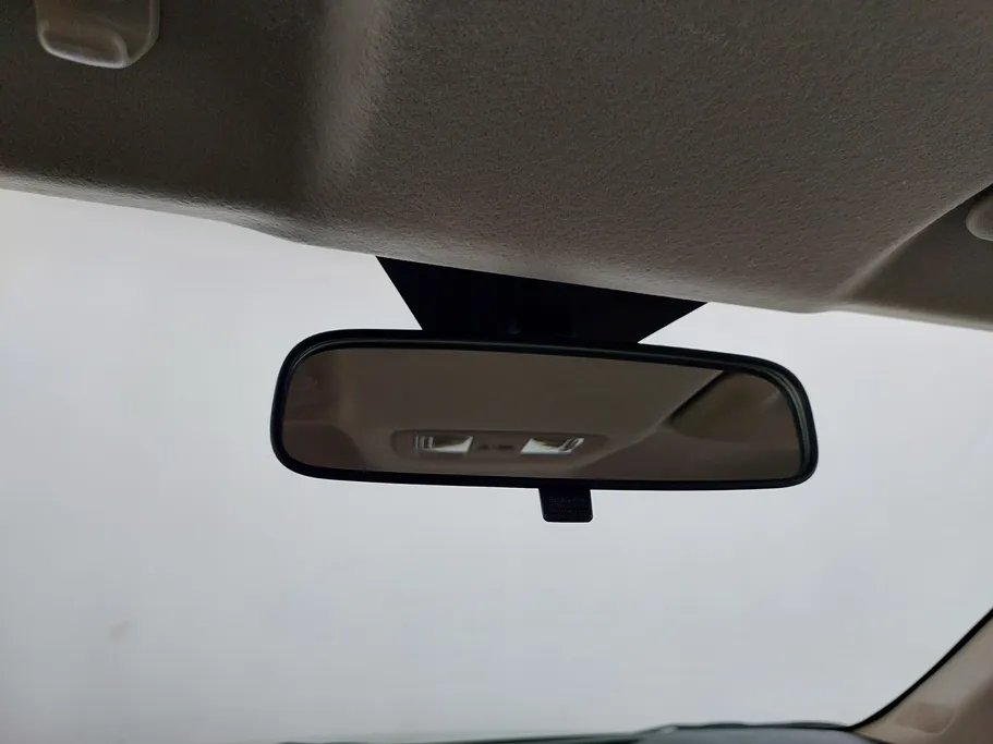 تويوتا يارس Y 2023 