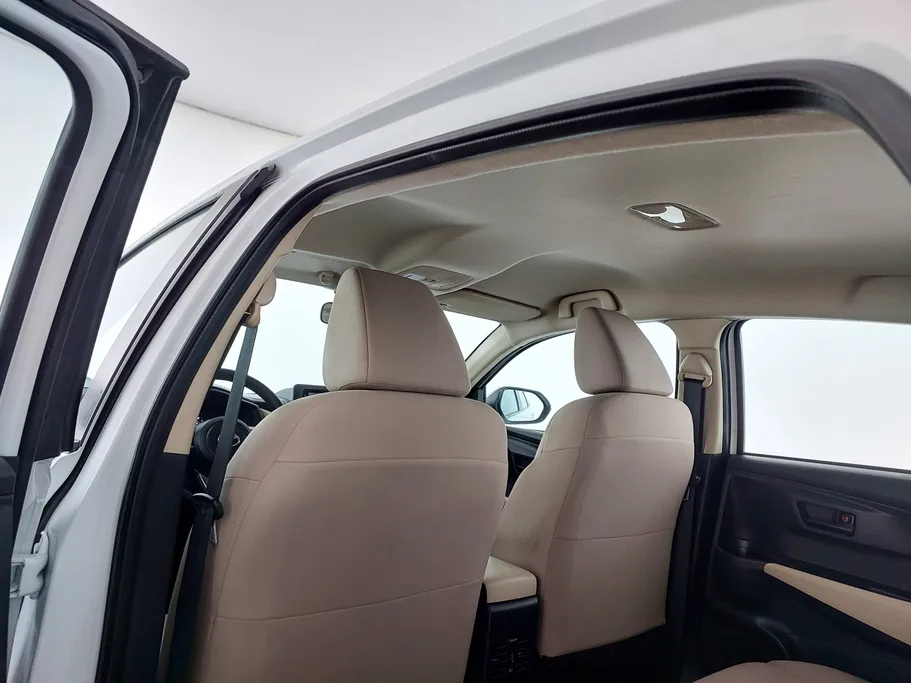 تويوتا يارس Y 2023 