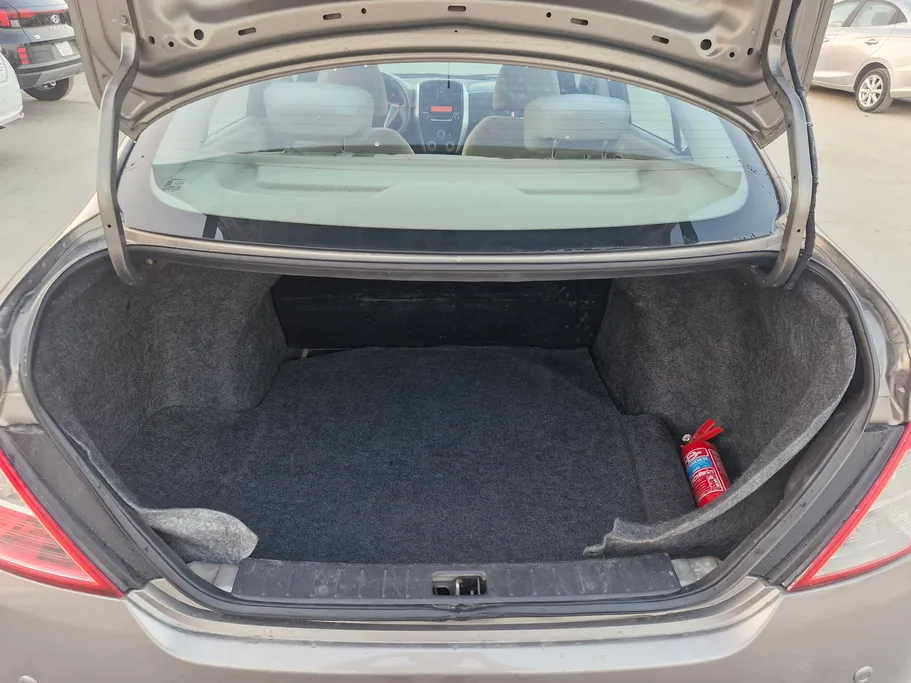 2023 Nissan Sunny SV Comfort 