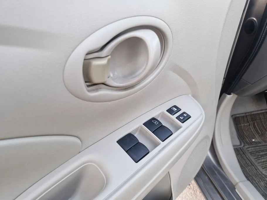 2023 Nissan Sunny SV Comfort 