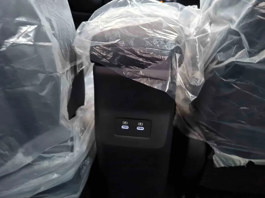 2025 Nissan Kicks SV+ 