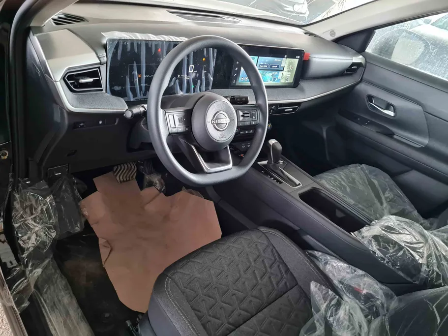 2025 Nissan Kicks SV+ 