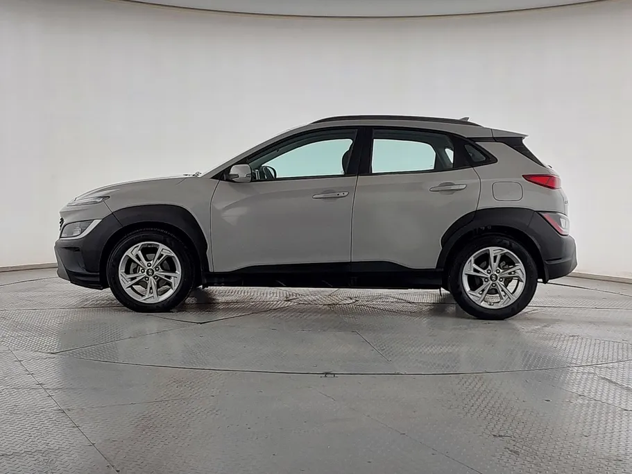 2022 Hyundai Kona SMART 