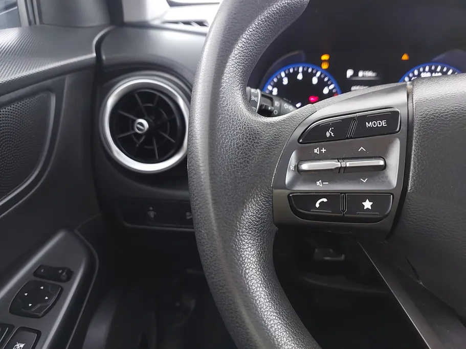 2022 Hyundai Kona SMART 