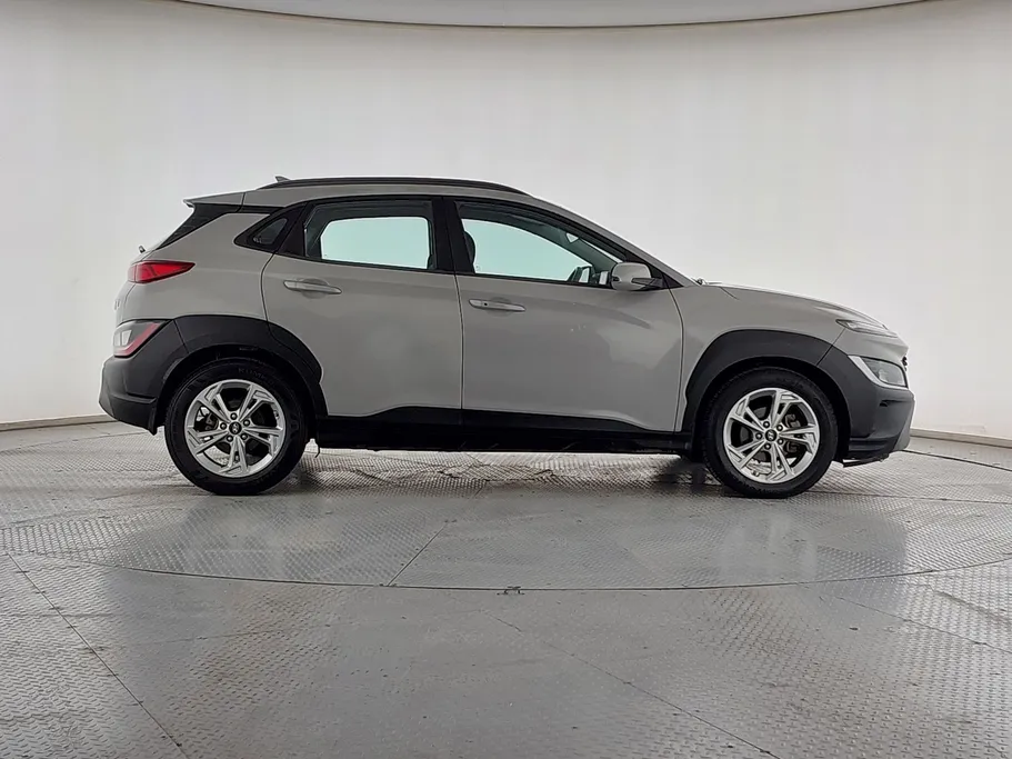 2022 Hyundai Kona SMART 