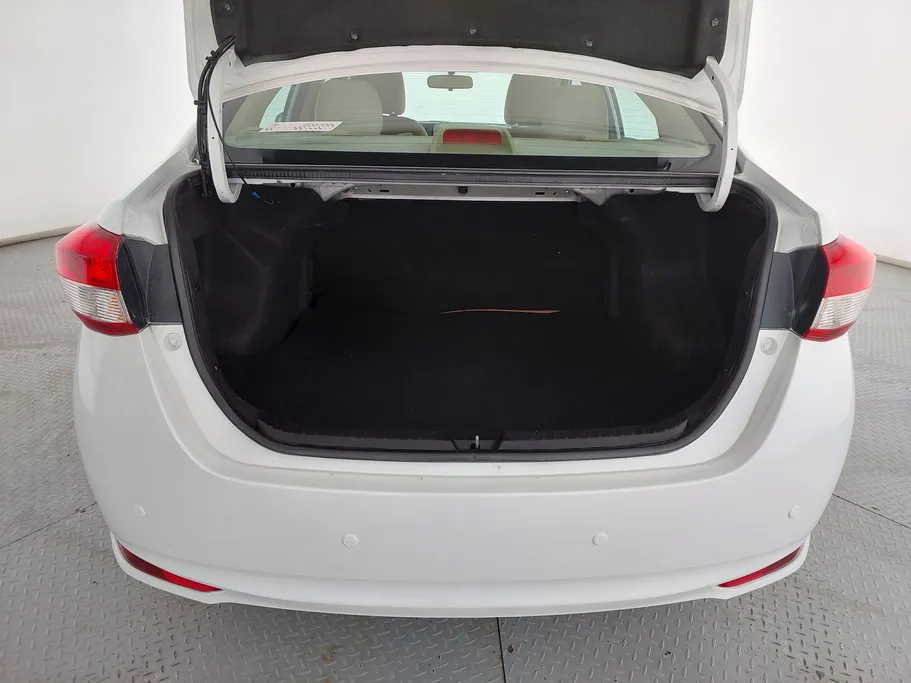 تويوتا يارس Y 2021 