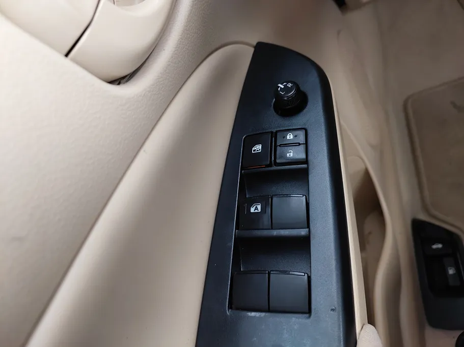 تويوتا يارس Y 2021 