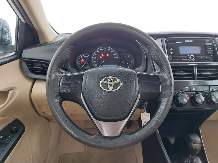 تويوتا يارس Y 2021 