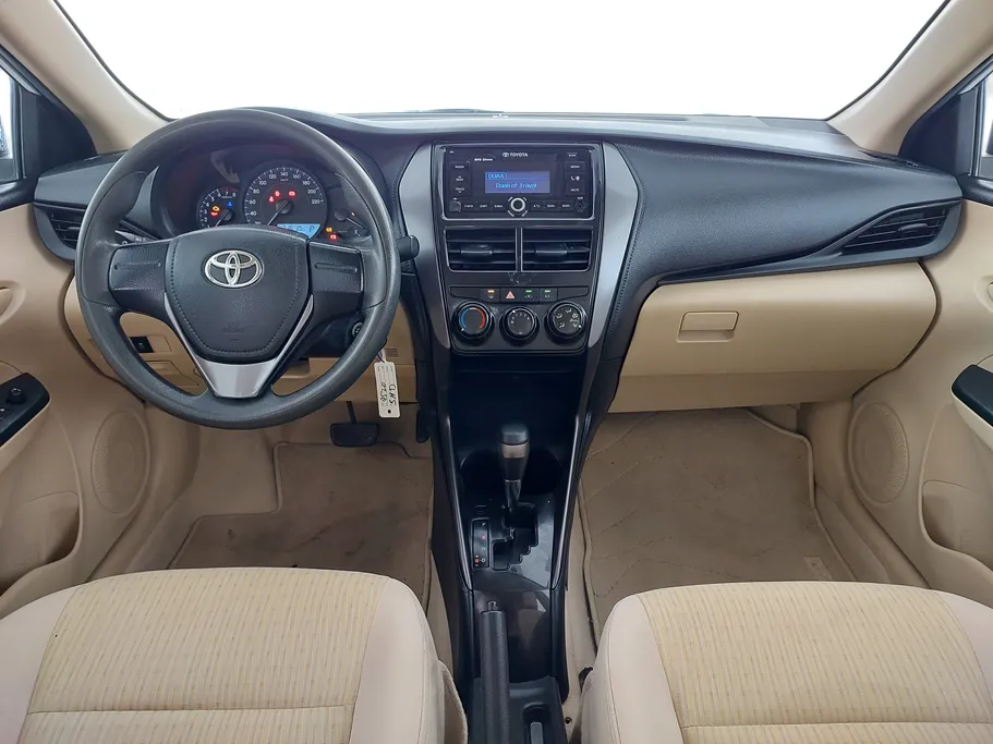 تويوتا يارس Y 2021 