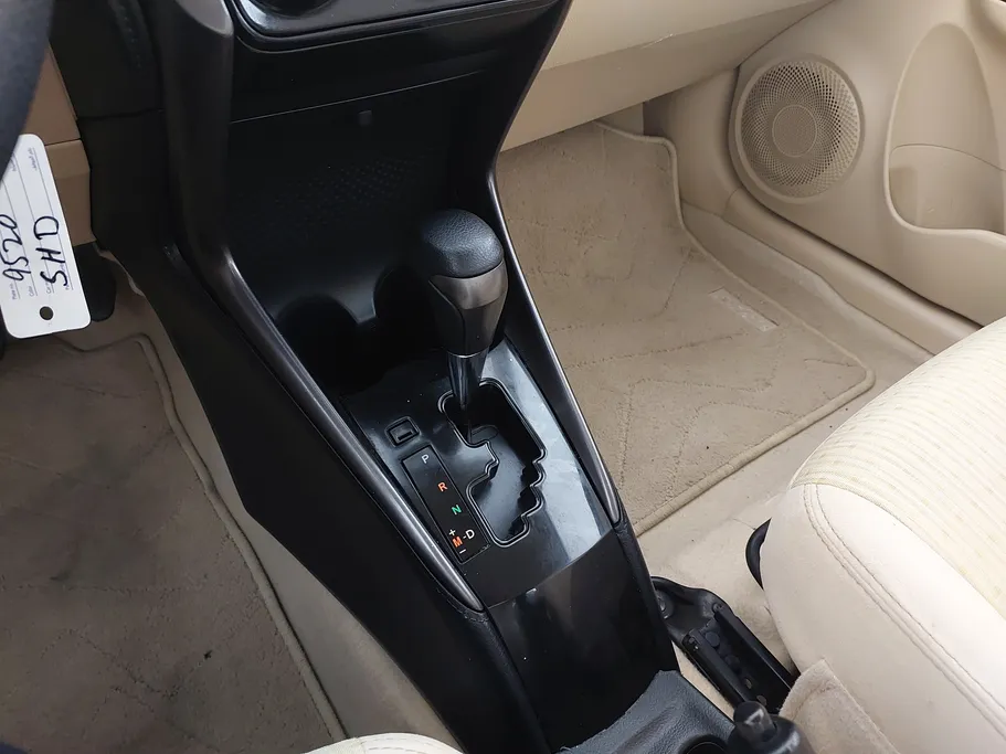 تويوتا يارس Y 2021 