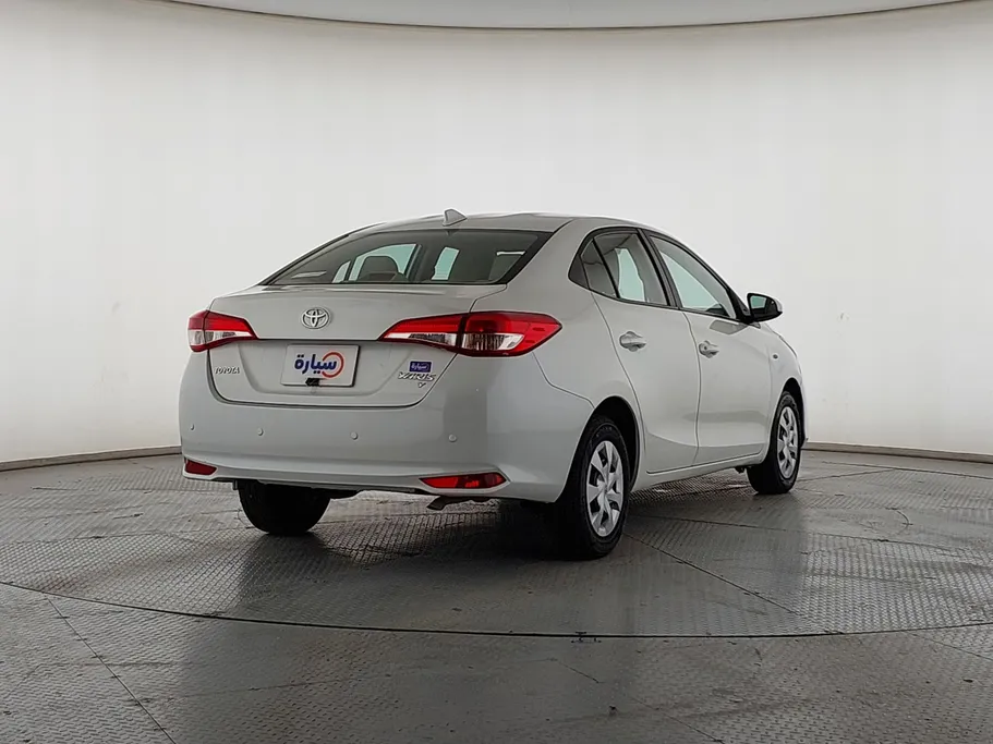 تويوتا يارس Y 2021 