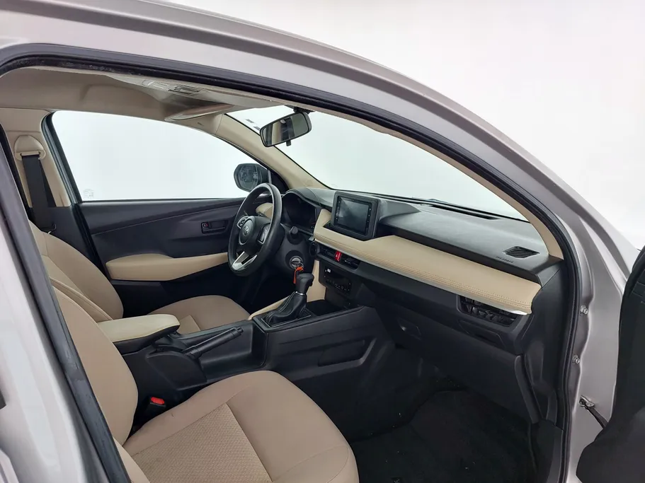 تويوتا يارس Y 2023 