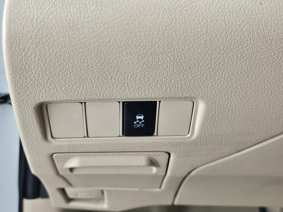 2021 Toyota Yaris  Y 