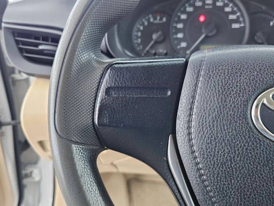 2021 Toyota Yaris  Y 