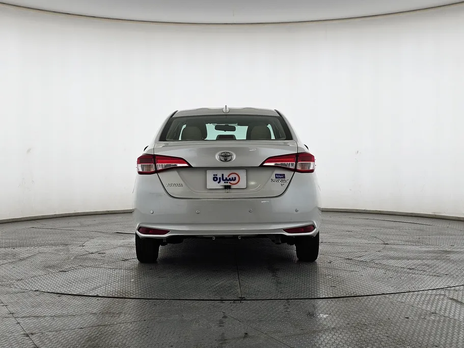 2021 Toyota Yaris  Y 