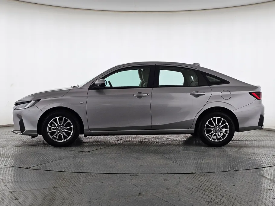 تويوتا يارس Y 2023 