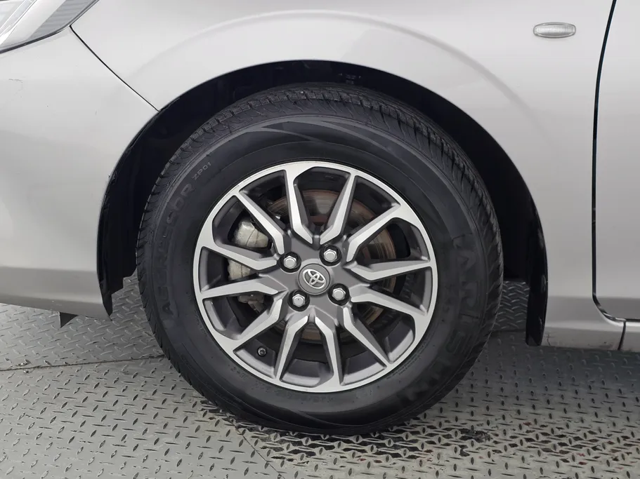 تويوتا يارس Y 2023 