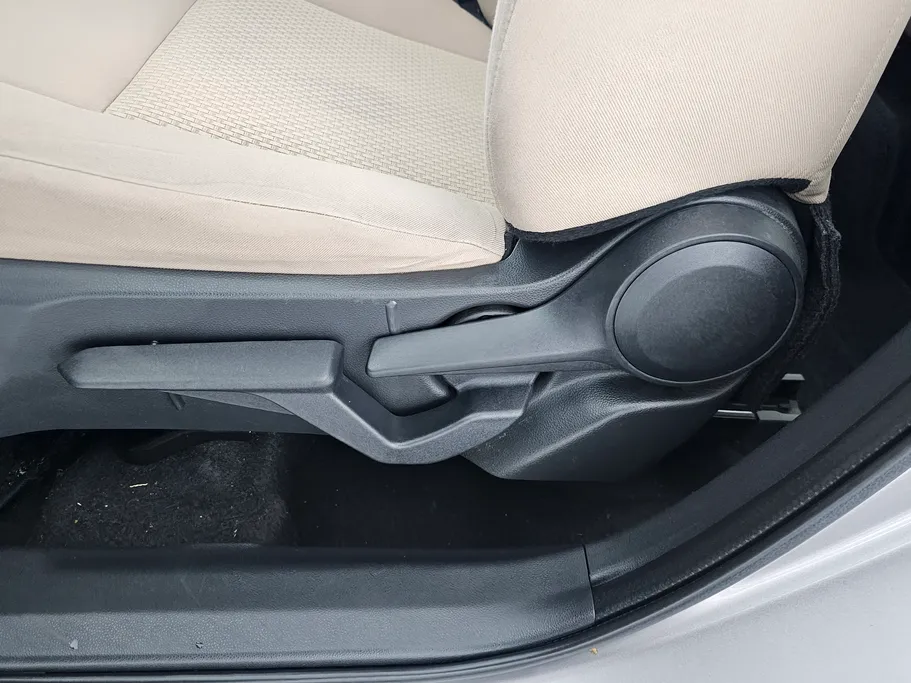 تويوتا يارس Y 2023 