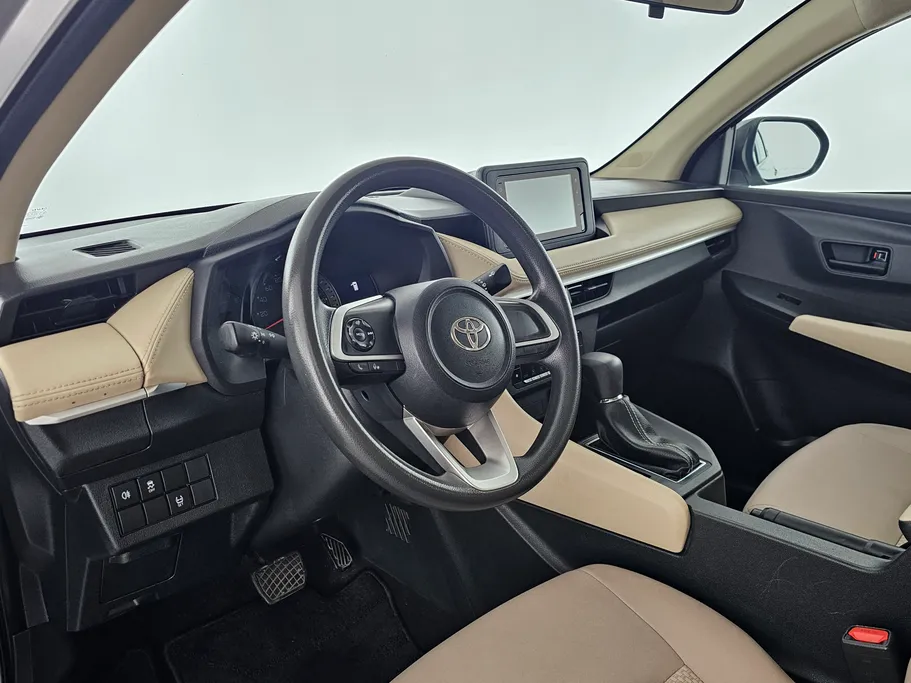 تويوتا يارس Y 2023 