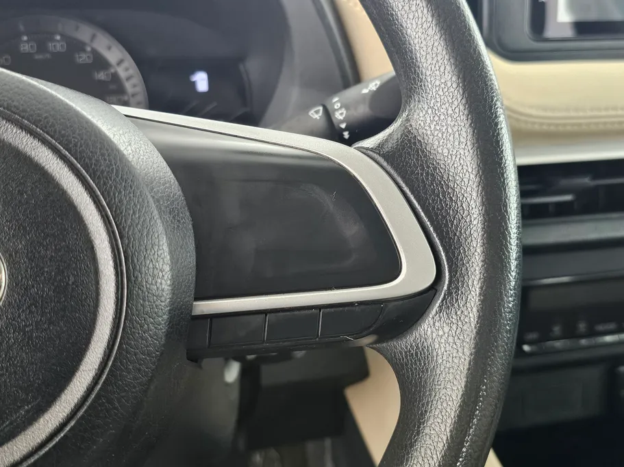 تويوتا يارس Y 2023 