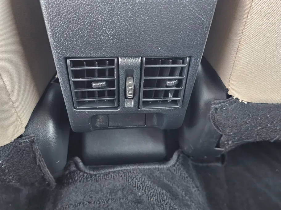 تويوتا يارس Y 2023 