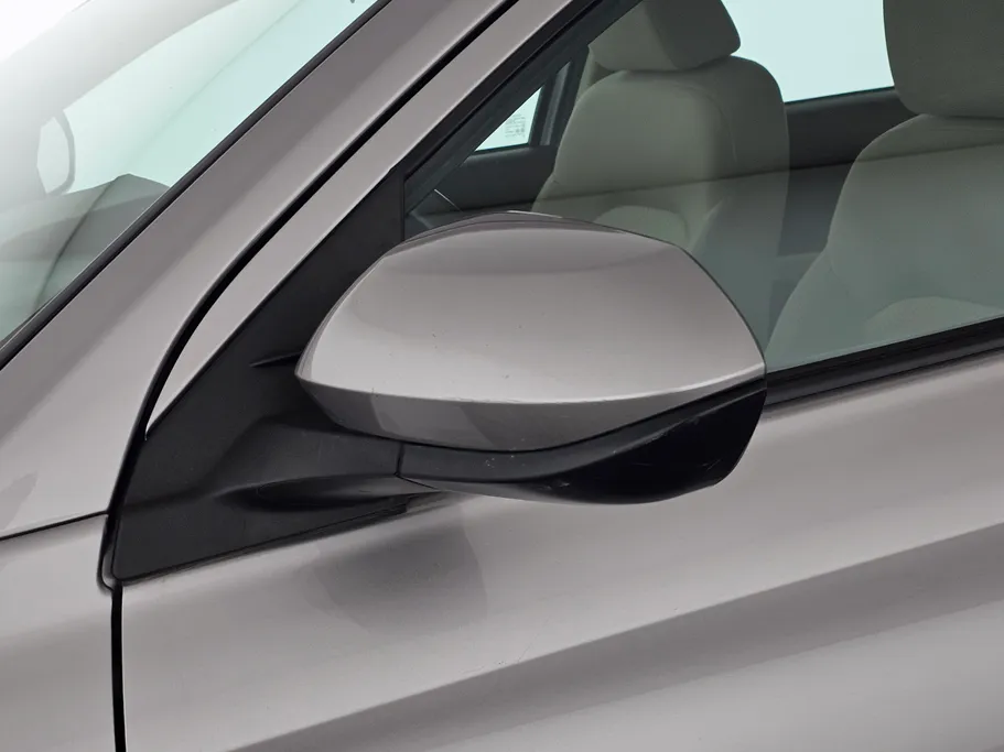 تويوتا يارس Y 2023 