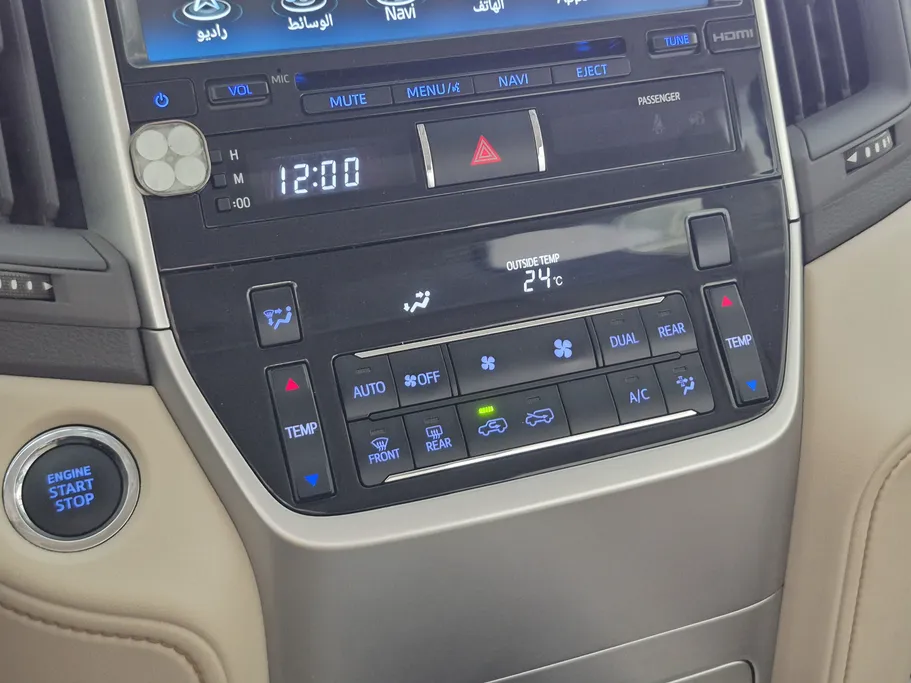 تويوتا لاندكروزر GXR 2021 