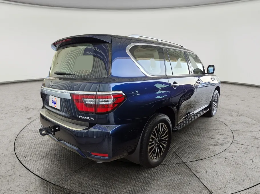 2023 Nissan Patrol Titanium 