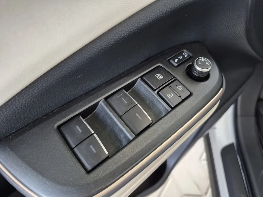 تويوتا كراون Majesta 2023 