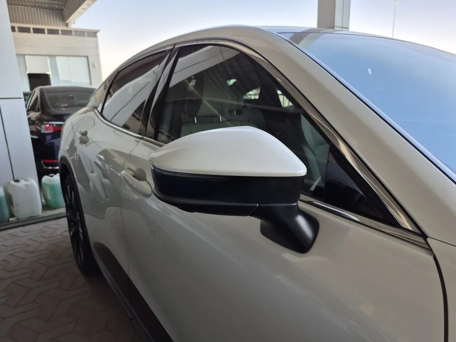 تويوتا كراون Majesta 2023 