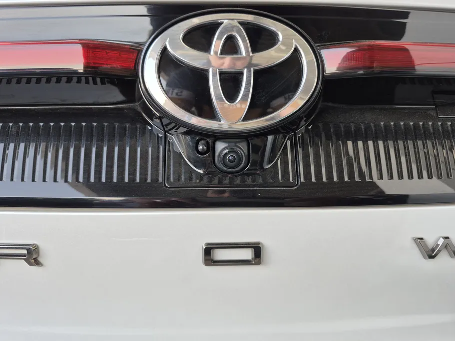 تويوتا كراون Majesta 2023 