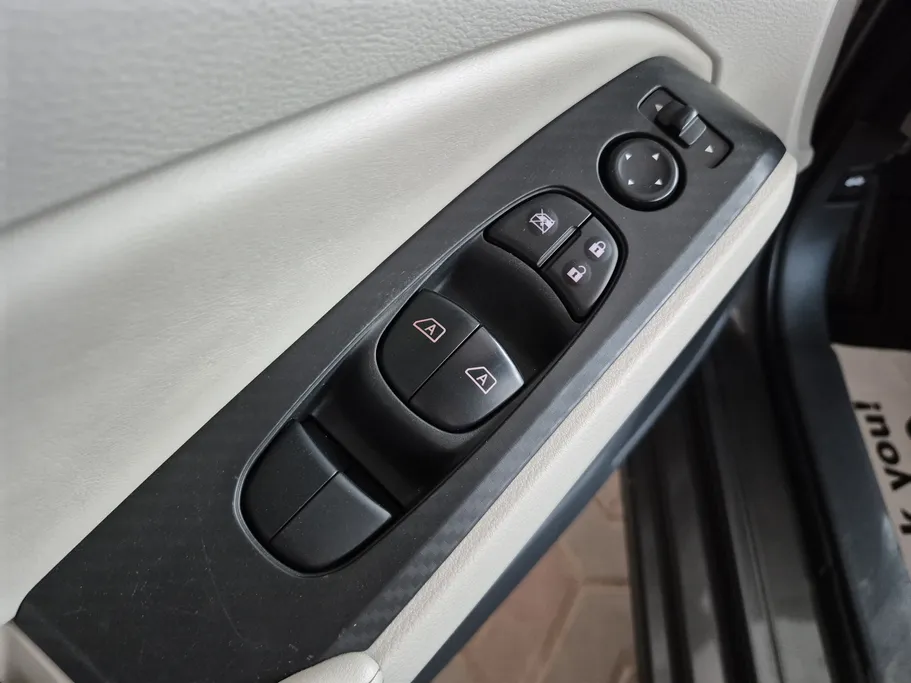 2022 Nissan Altima SV 