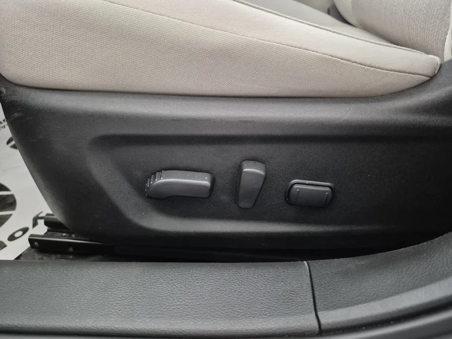 2022 Nissan Altima SV 