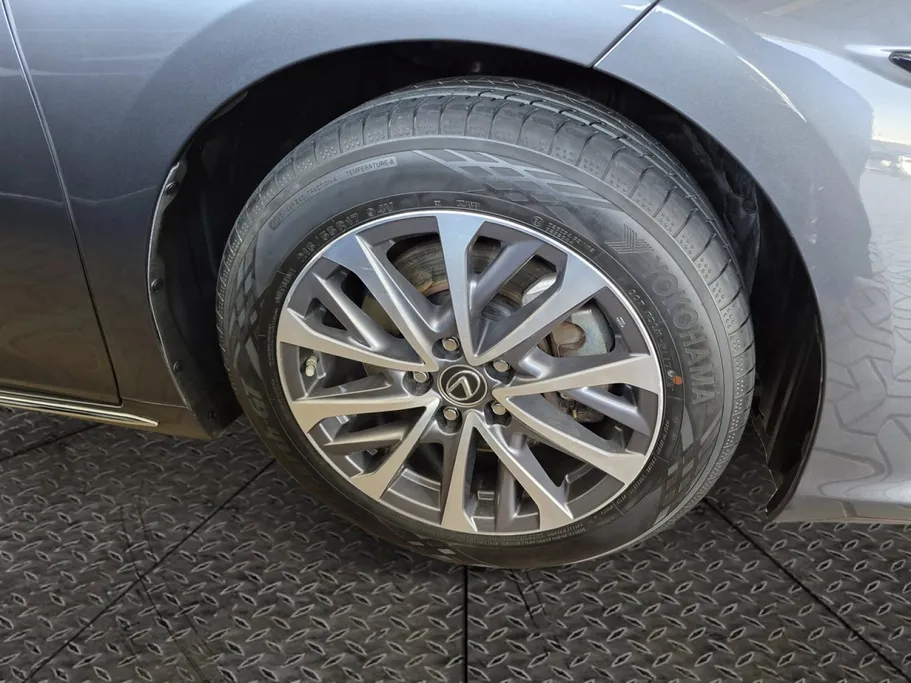 لكزس ES 350 2023 